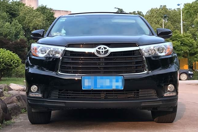 2017款豐田漢蘭達霧燈改裝雙光透鏡霧燈方案1